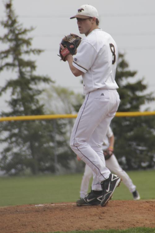 Baseball Drops Home Opener to Augustana