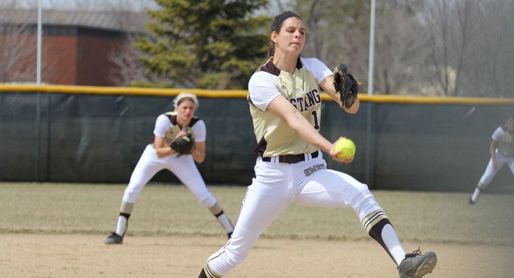 SMSU Softball Sweeps Northern State